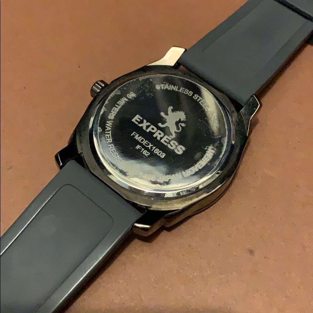 Express watch - Picture 2 of 2
